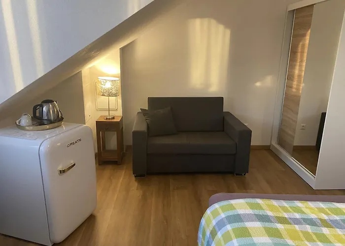 Altstadthotel Otel 3*