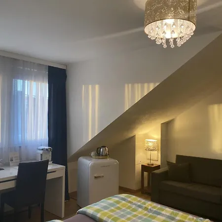 Hotel Altstadthotel 3*