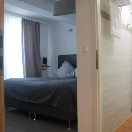Altstadthotel 3*