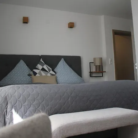 Отель Altstadthotel 3*