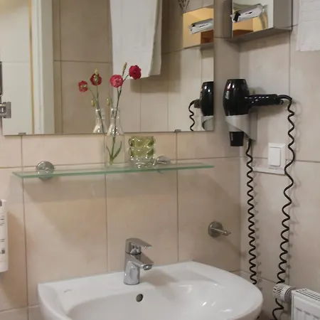 Altstadthotel Отель Марктхайденфельд